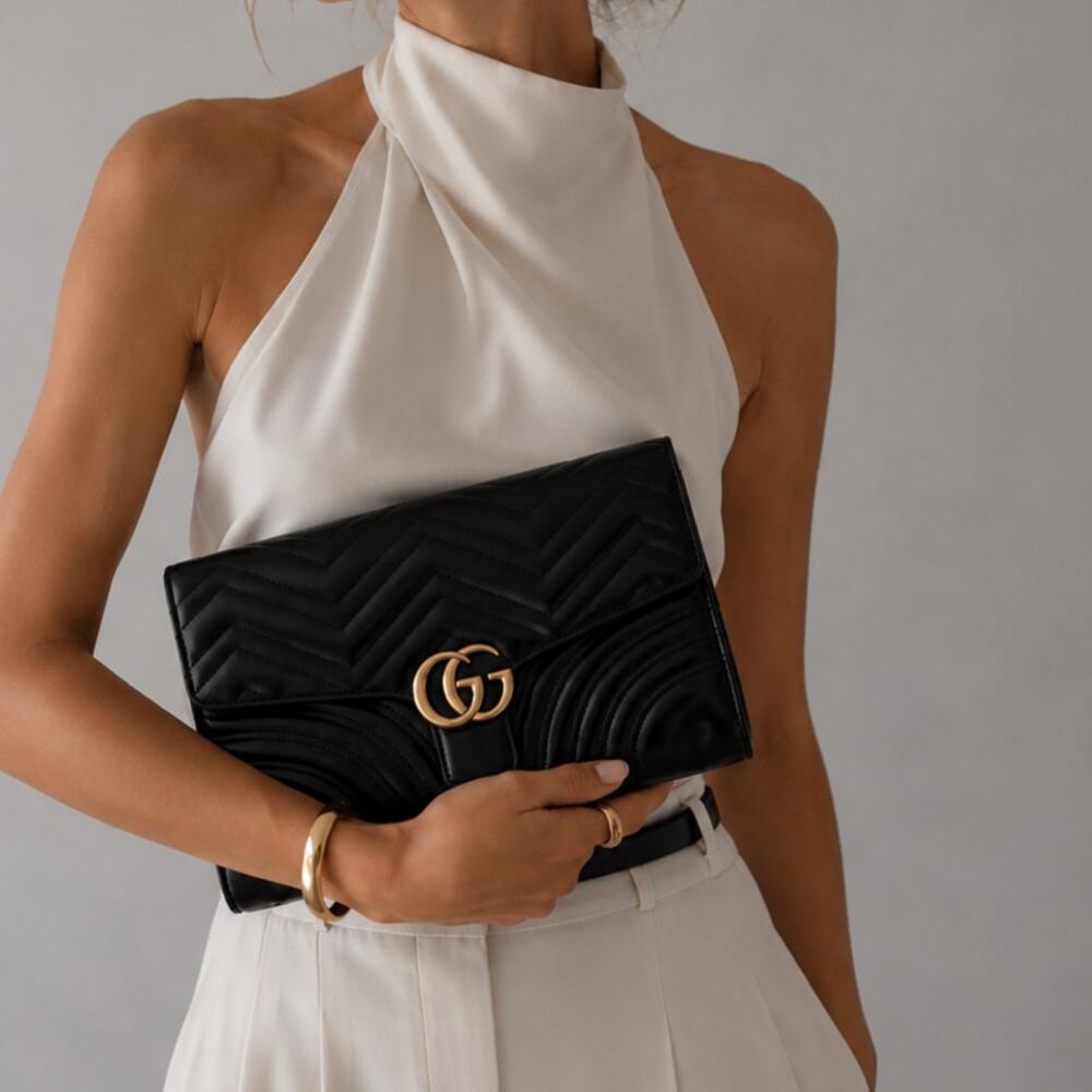 Gucci GG Marmont Calfskin Matelasse Leather Large Flap Clutch Bag in Black